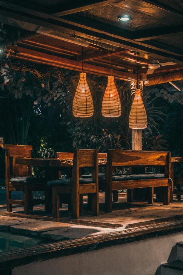 Villa Istimewa Seminyak  Ngoại thất bức ảnh