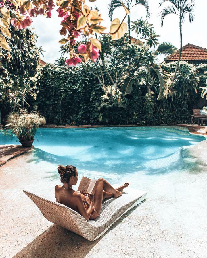 Villa Istimewa Seminyak  Ngoại thất bức ảnh